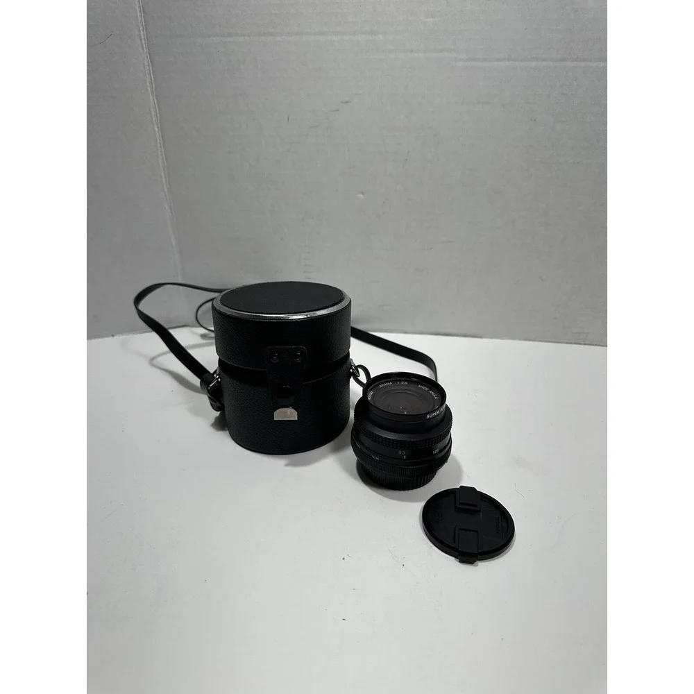 Vivitar Wide Angle Auto 28mm 1:2.8 lens And Super Albinar‎ 49mm Japan with Case